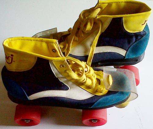 Unbelievable find!!!! 1980's  JOKARI Roller Skates still in a great condition!!! Size 6?