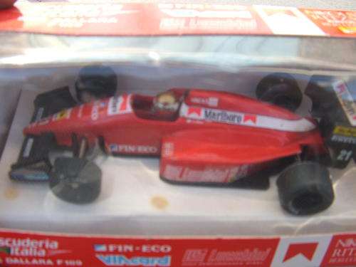 MARLBORO MODEL F1 CAR