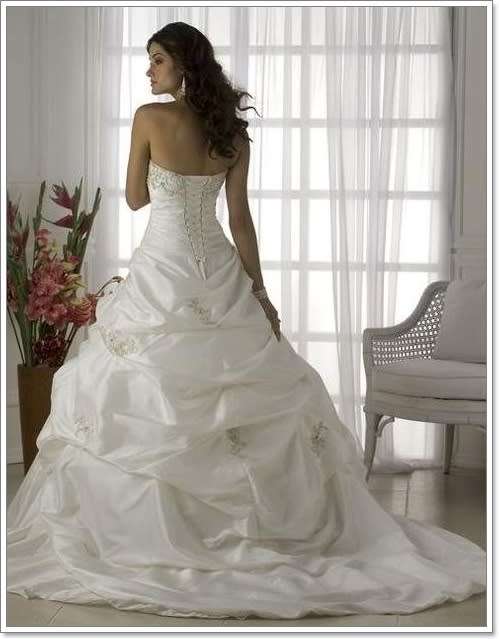 *WILD ROSE* On Special! Brand New Wedding Dress - Ivory or White - Free Shipping!