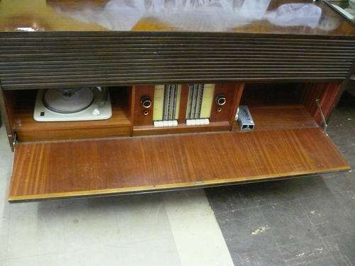 Old Meister Radio/Gramaphone Stereo in Sideboard