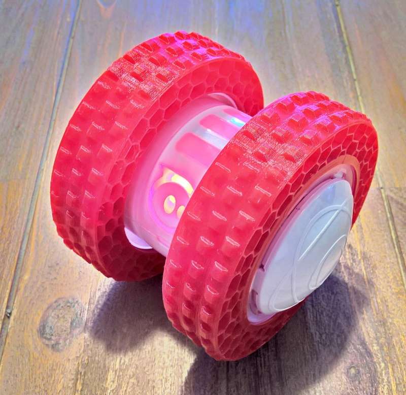 Price Reduced!! Sphero Ollie - With Custom Tires!