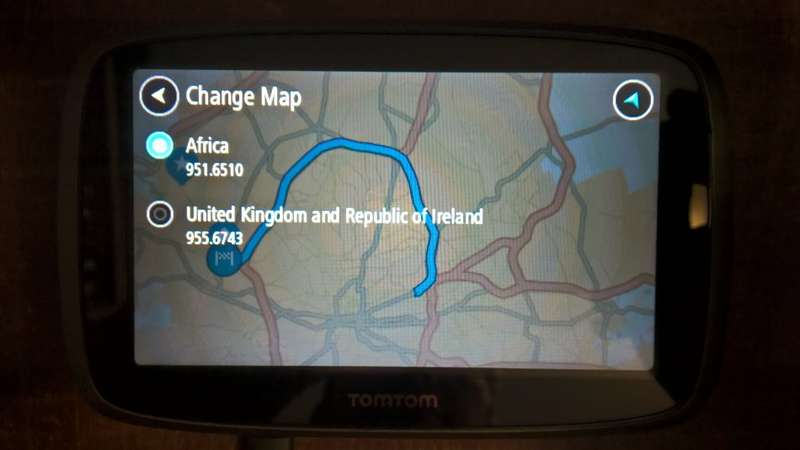 TOMTOM GO 5000 - with Africa & UK / Ireland Maps!
