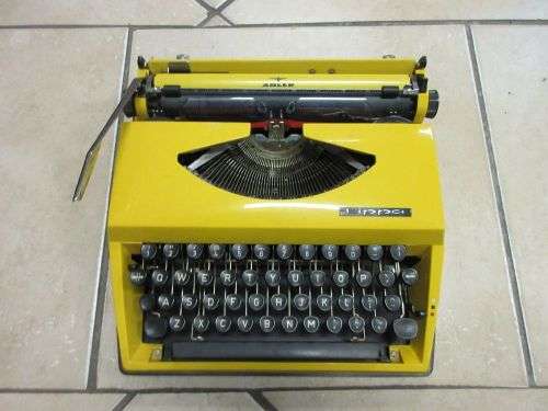 Tippa Typewriter
