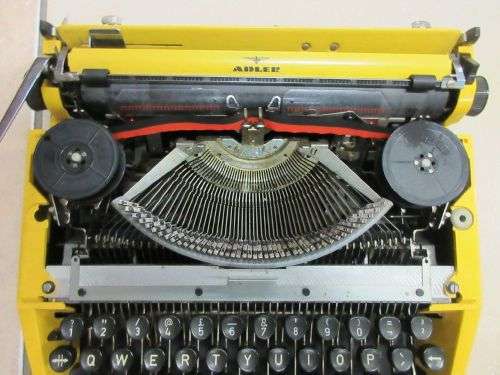 Tippa Typewriter