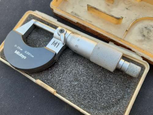 Mitutoyo 0-25mm Micrometer. No 102-119