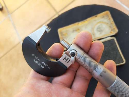 Mitutoyo 0-25mm Micrometer. No 102-119