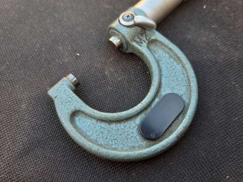Mitutoyo 0-25mm Micrometer. No 3018897