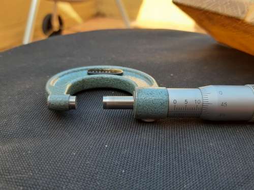 Mitutoyo 0-25mm Micrometer. No 3018897