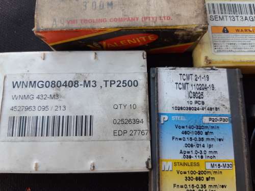 Various tip tools for lathes and milling cutters