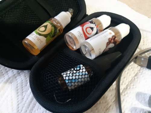 4 x Vape pens. Twisp x 3 and Vape O