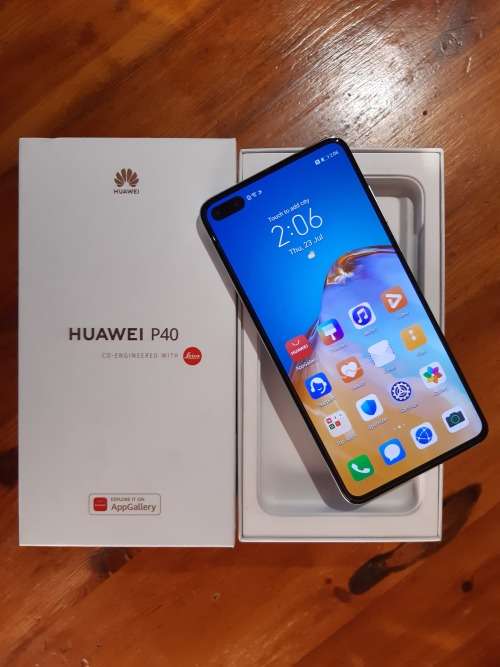 Huawei P40 - Dual Sim - Like New