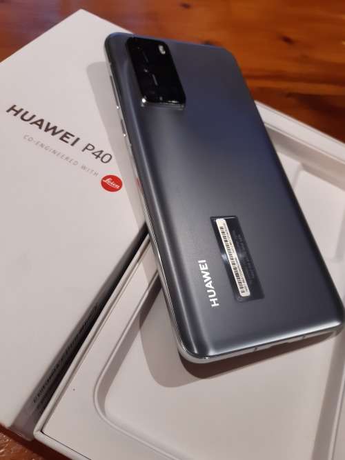 Huawei P40 - Dual Sim - Like New