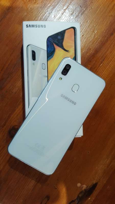 Samsung Galaxy A30