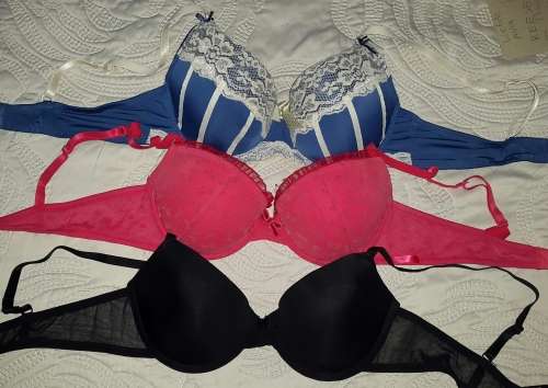Lot of 3 stunning bras 34C * Faultless condition!