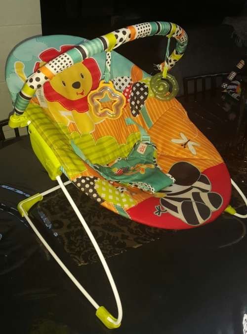 Bright Starts bouncing vibrating chair * Perfect condition!