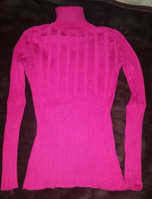 Cherise pink ribbed ladies Polo neck knitted top * As new!