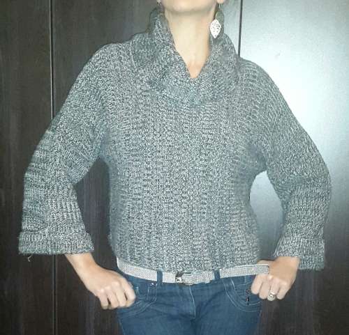 Gorgeous grey ladies jersey with cowl neck and 3/4 sleeves * As new