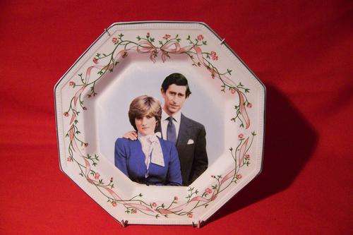 Commemorative Plate "Charles & Diana"
