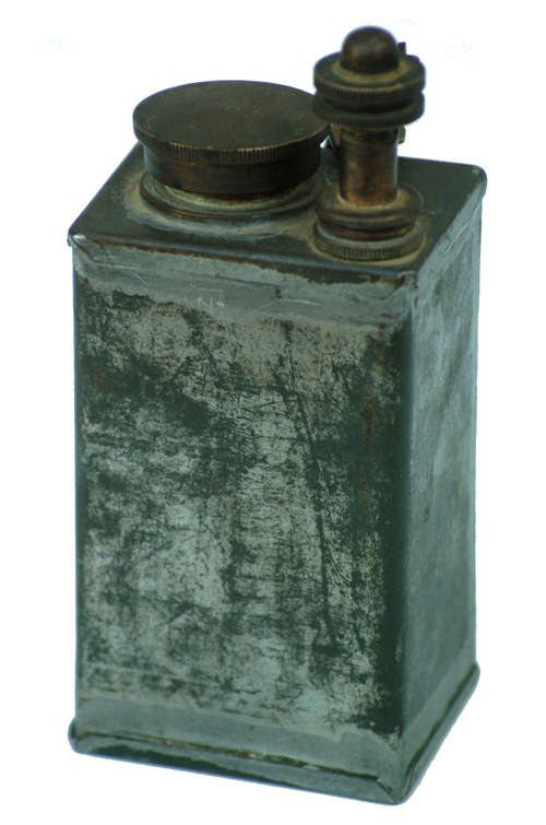 VERY RARE VICKERS MACHINE GUN OIL CAN  - WORLD WAR II - BRASS CAPS AND CHAIN