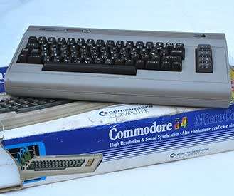 RETRO COMMODORE 64 MOTHERLOAD - THE ULTIMATE COLLECTION OF VINTAGE COMMODORE COMPUTERS