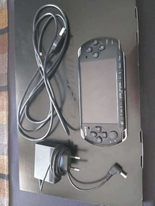 Sony PSP 3004 Portable Game Console Black 10.9cm (4.3")
