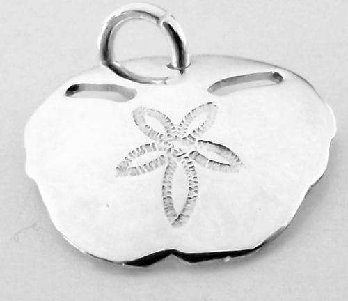 Trillion cut aquamarine pendant