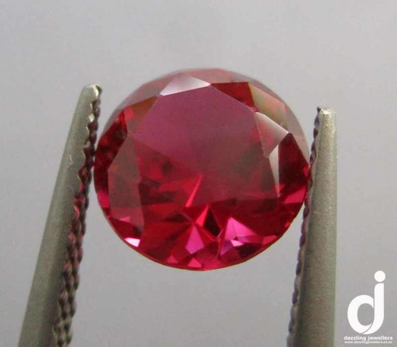 1.60ct | 7mm | Ruby | Round | Simulant