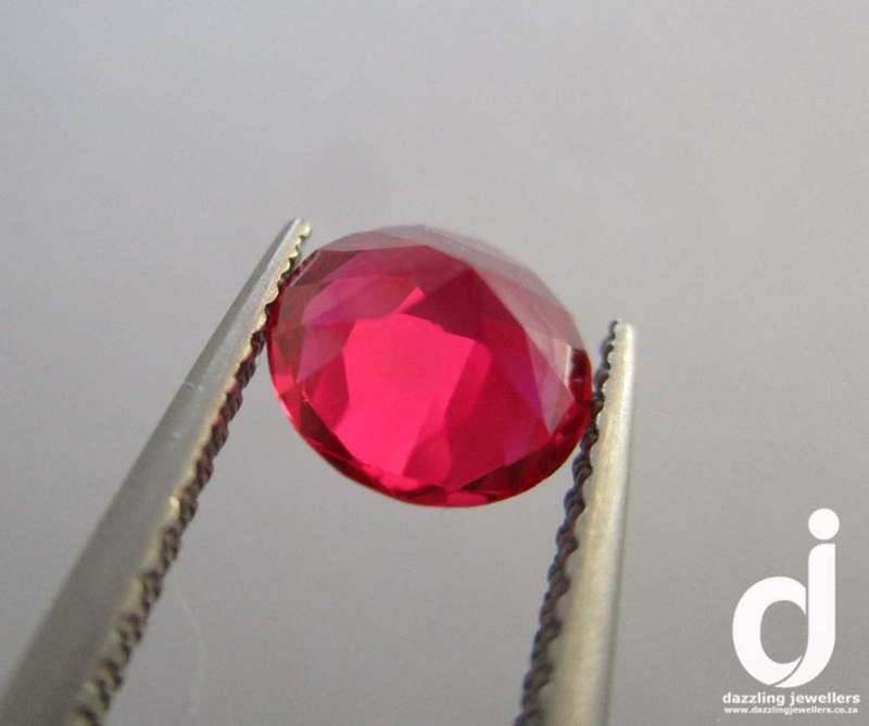 1.60ct | 7mm | Ruby | Round | Simulant