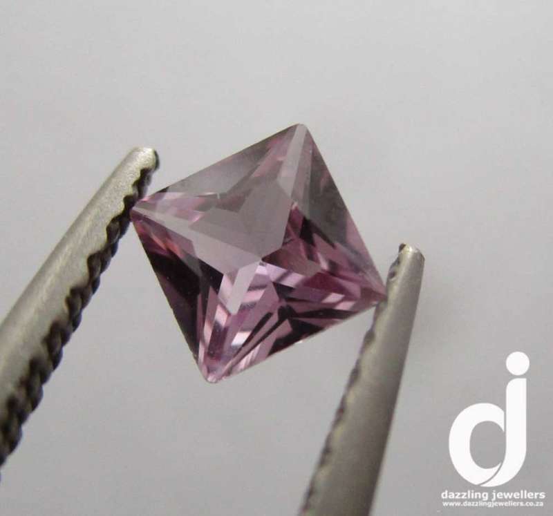 1 x 4mm Alexandrite | Square Princess-cut | Corundum-based Synthetic