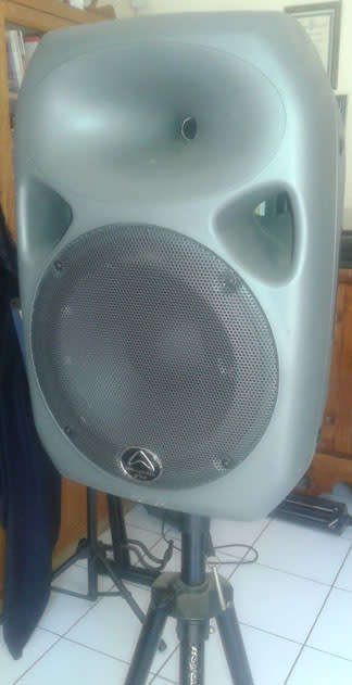 Wharfdale Speakers (2)