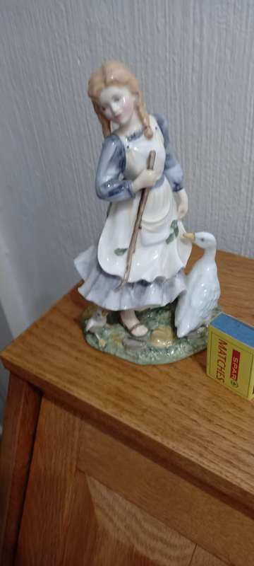 Royal Doulton Figarine The Goose Girl  see With The Certificate