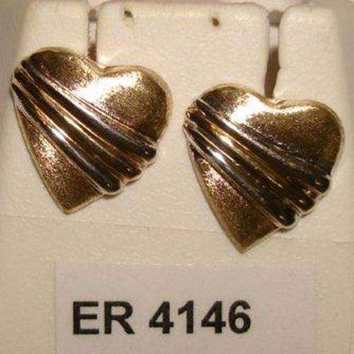 Beautiful solid 9ct gold designer heart  stud earrings