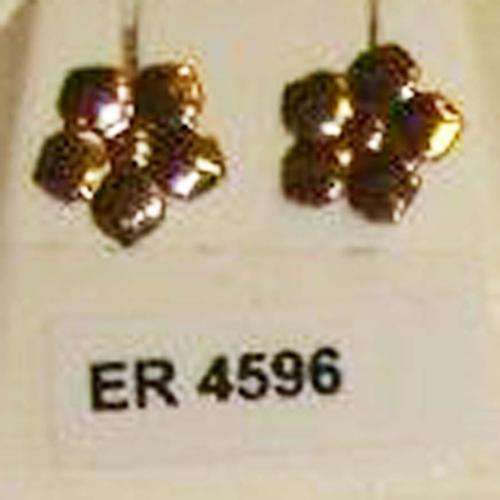 Beautiful solid 9ct gold designer Flower  stud earrings