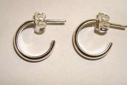 Stunning Solid Sterling Silver Small Hoop Earring