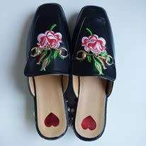 gucci slides