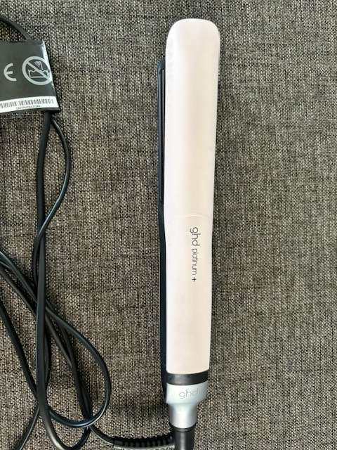 GHD Platinum + Limited Edition Pink Hair Straightener