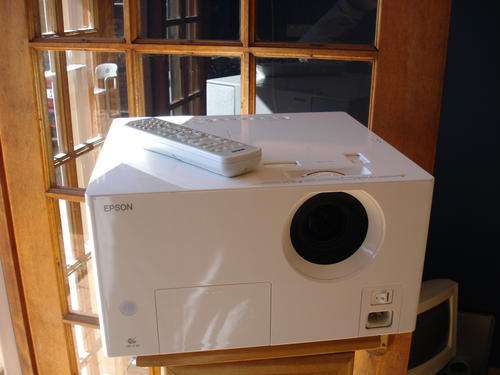 Epson Home entertainment projector combo