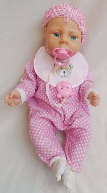 A LARGE 46CM VINTAGE ANATOMICALLY CORRECT BABY GIRL IN GREAT CONDITION!!