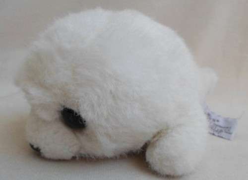 RELISTED DUE TO NON-PAYMENT - A RUSS BERRIE SYLT SEAL!!
