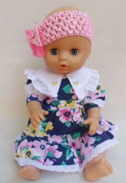SWEET COLLECTABLE 37CM TALL DRINK AND WET DOLL!!