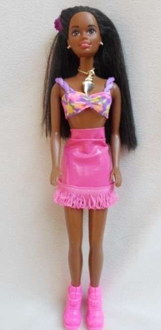 STUNNING VINTAGE 1980's MATTEL BLACK BARBIE DOLL!! NIGERIAN BARBIE?