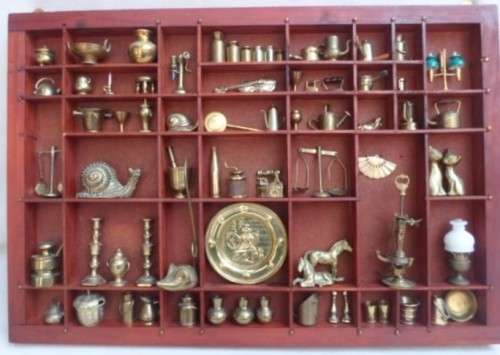 AWESOME LARGE WOODEN PRINTERS TRAY WITH MORE THAN 70 UNUSUAL SOLID BRASS ORNAMENTS!!