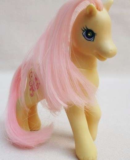 RARE - HASBRO G2 MY LITTLE PONY  - SKY SKIMMER WITH 'GEMS' IN EYES!!