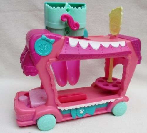 SWEET HASBRO LITTLEST PET SHOP BUS CUM SLIDE!!