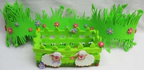 A 197CM LONG BORDER AND TRINKET BOX FOR A LITTLE GIRL'S ROOM - SO PRETTY!!