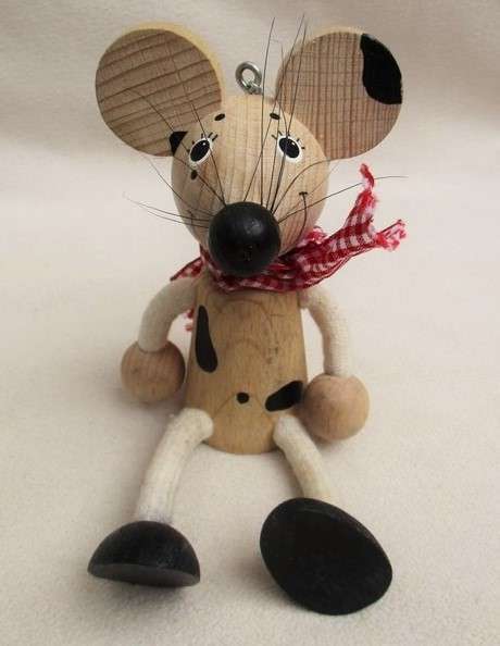 A QUAINT WOODEN SHELF-SITTER MOUSE WITH LOTS OF VERY LONG WHISKERS!!