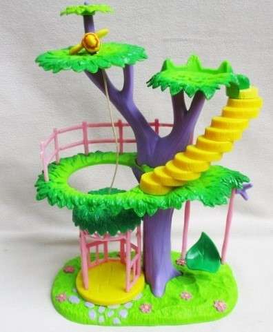 A LANARD ENCHANTED TREE HOUSE TO DISPLAY YOUR SMALL FAIRIES,DOLLIES,LPS OR OTHER SMALL TOYS!!