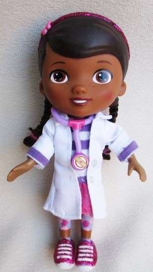 CUTE LITTLE DISNEY DORA THE EXPLORER PLAYING DOCTOR!!