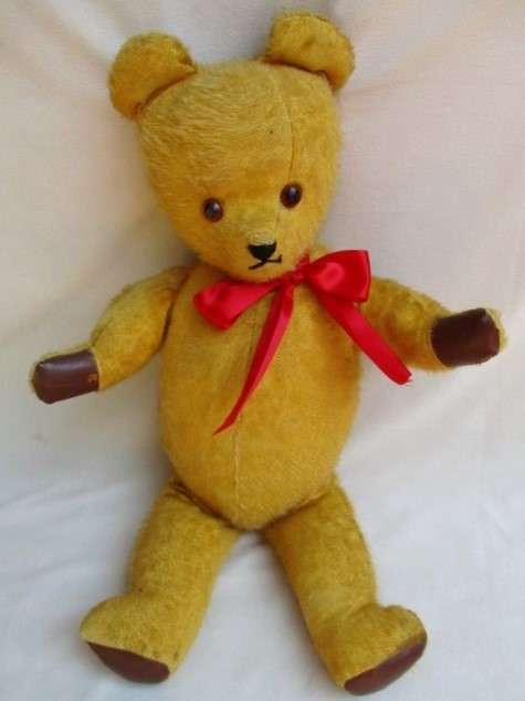 ENORMOUS 75CM TALL VINTAGE  GOLDEN MOHAIR ARK BEAR IN GREAT CONDITION!!