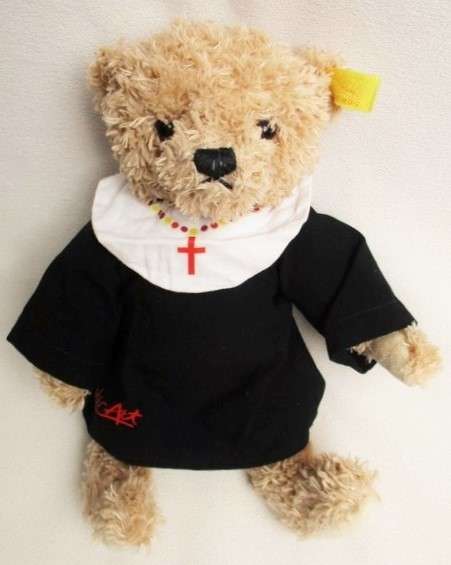 STEIFF 'SISTER ACT' BEAR WITH STEIFF BUTTON IN EAR - RARE AND SPECIAL!!